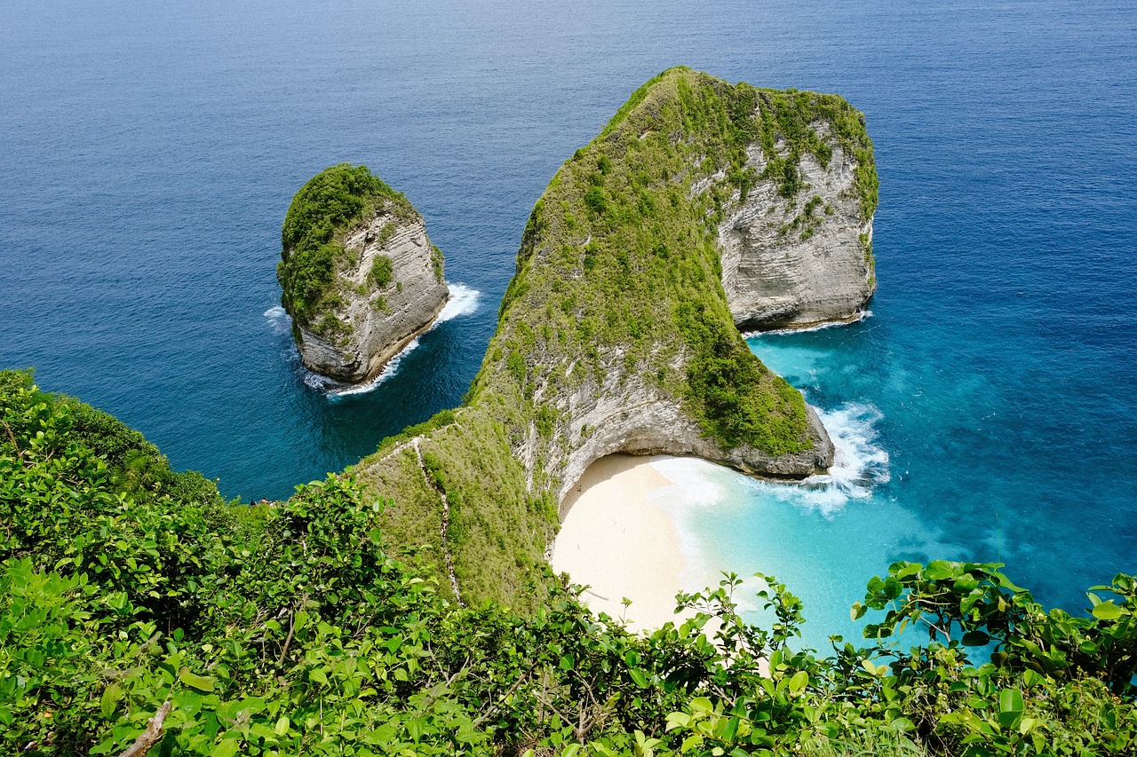 Pemandangan tebing Kelingking, Bali