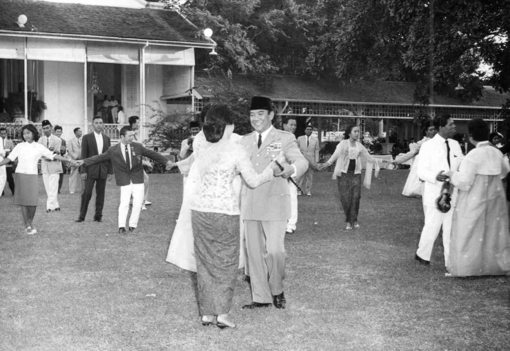 Monyet Meraung Penghibur Soekarno